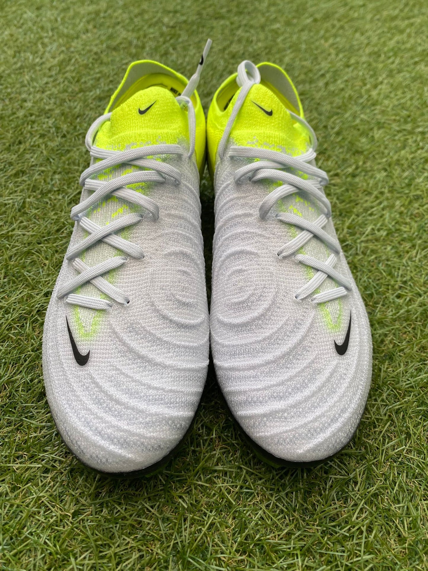 Nike Phantom GX 2 Elite FG ‘Metallic Silver/Black-Volt’ Football Boots