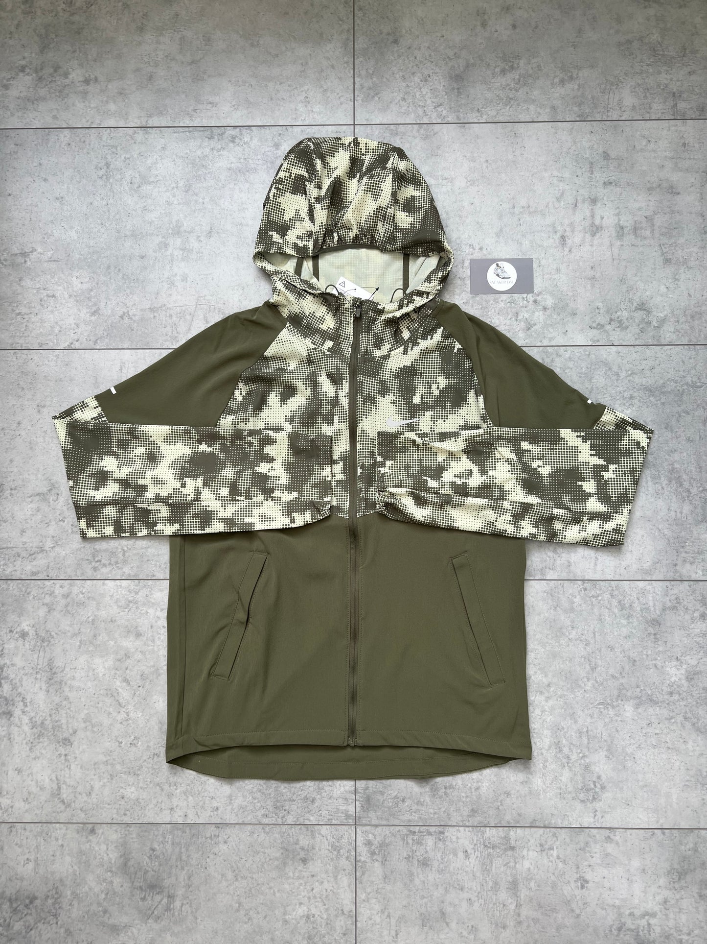 Nike Repel Miler Windrunner Jacket ‘Khaki Camo’