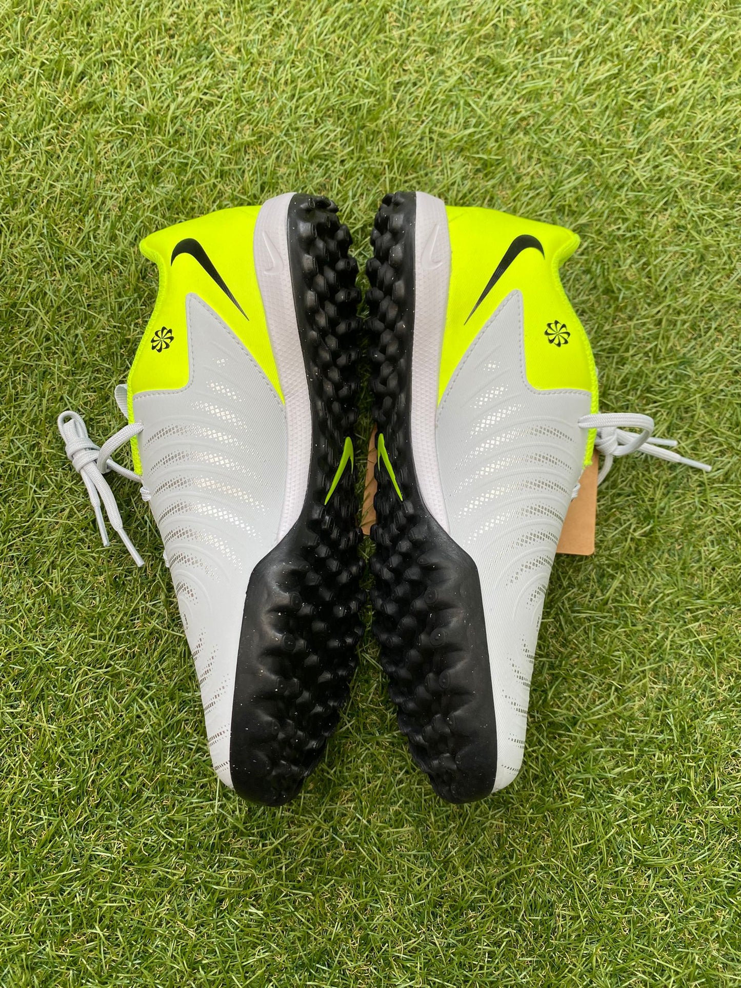 Nike Jr Phantom GX 2 Academy Football Astros ‘Metallic Silver/Volt’