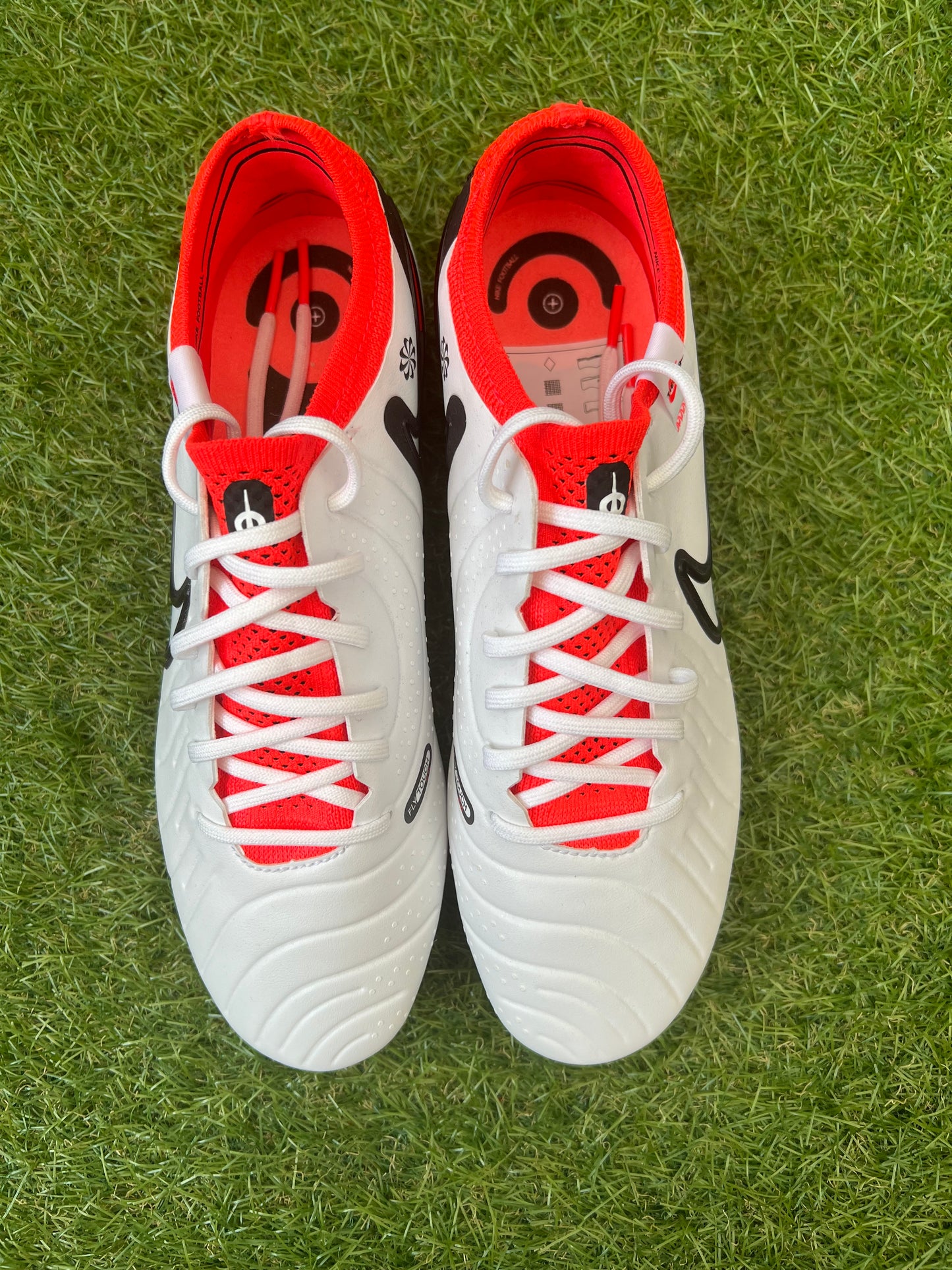 Nike Tiempo Legend 10 Elite SG-PRO AC ‘White/Black/Bright Crimson’ Football Boots
