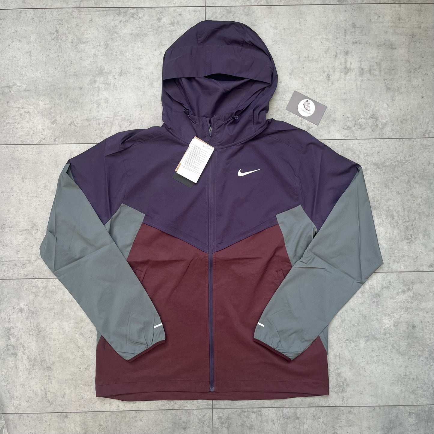 Nike UV Windrunner Jacket ‘Burgundy Crush’
