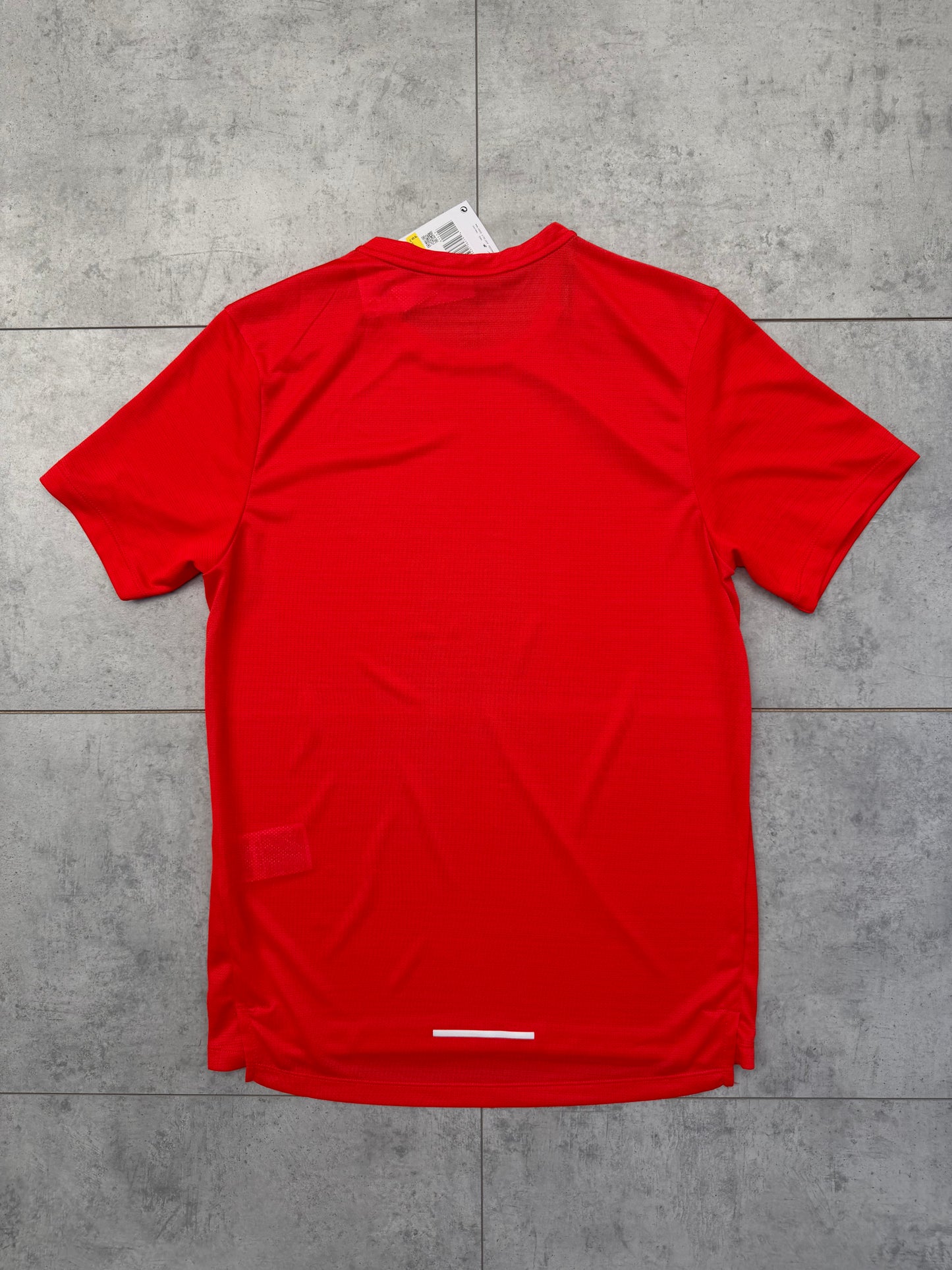 Nike Miler 1.0 T-shirt ‘Chile Red’