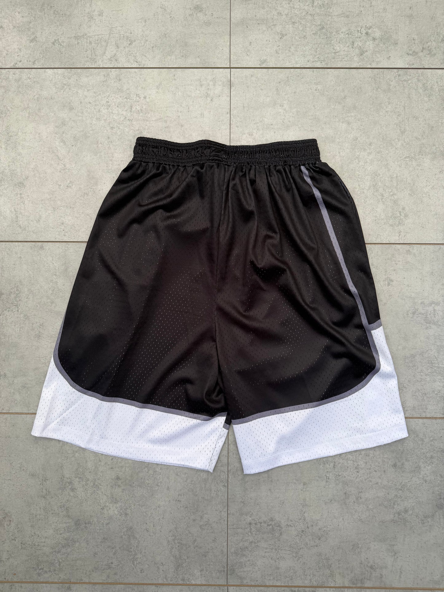 Ultralight London Active Shorts ‘Black/White’