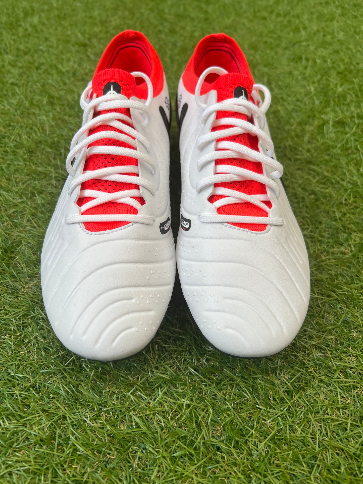 Nike Tiempo Legend 10 Elite SG-PRO AC ‘White/Black/Bright Crimson’ Football Boots