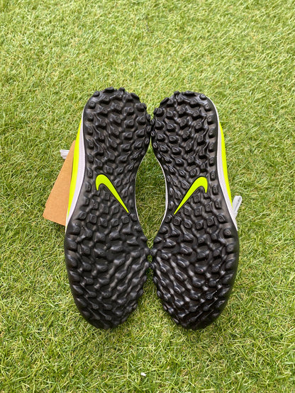 Nike Jr Phantom GX 2 Academy Football Astros ‘Metallic Silver/Volt’