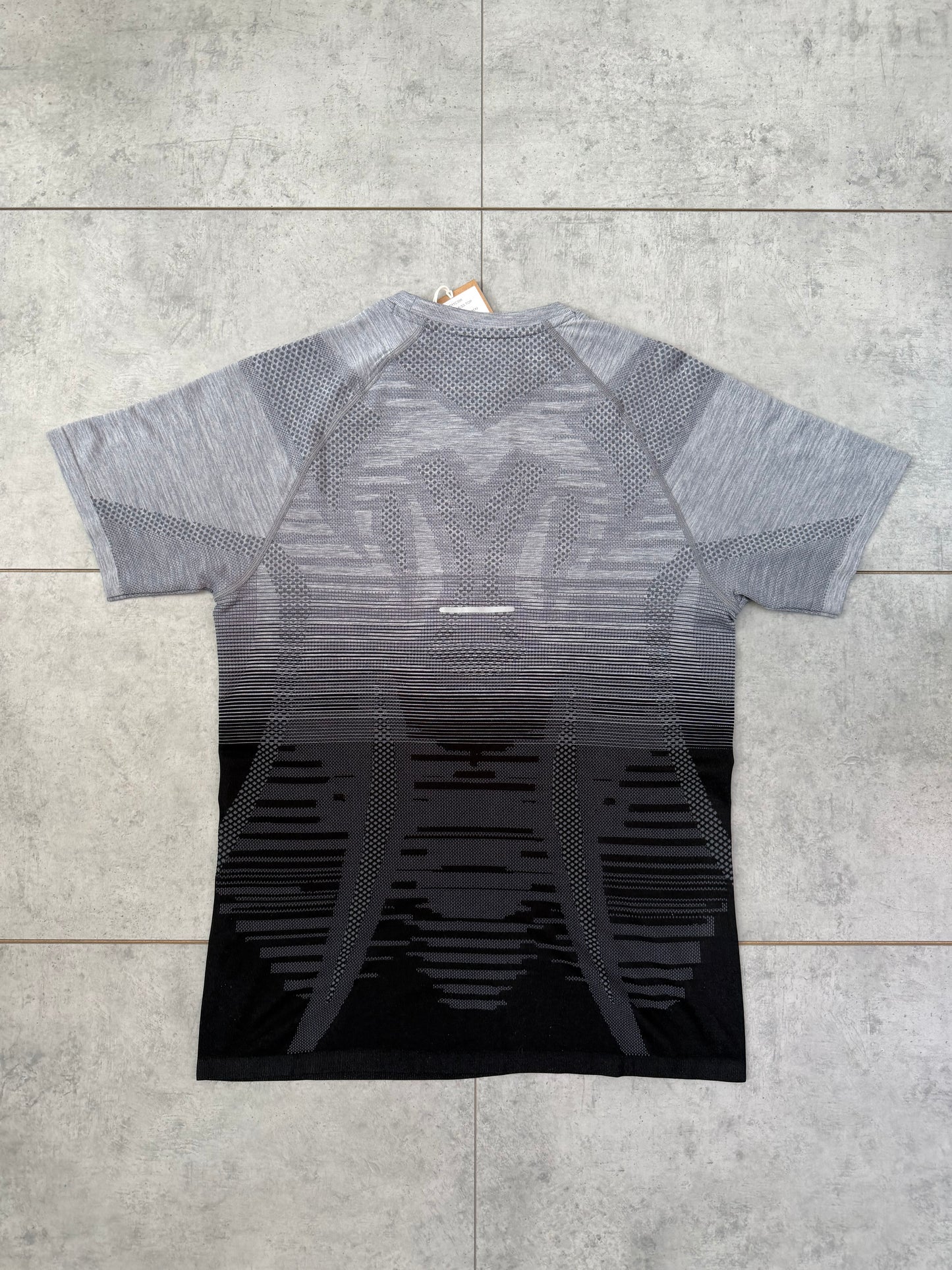 ASICS ‘Black/Grey’ Seamless Short and T-shirt Set