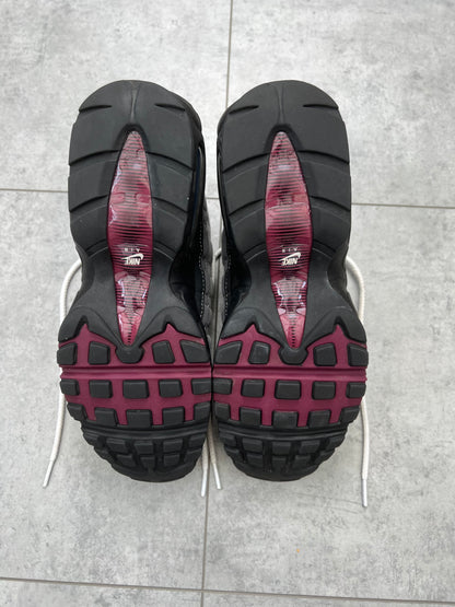 Nike Air Max 95 OG Beetroot - UK7 - Pre-Loved Condition