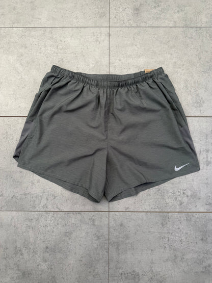 Nike Challenger Shorts 5 Inch ‘Grey’