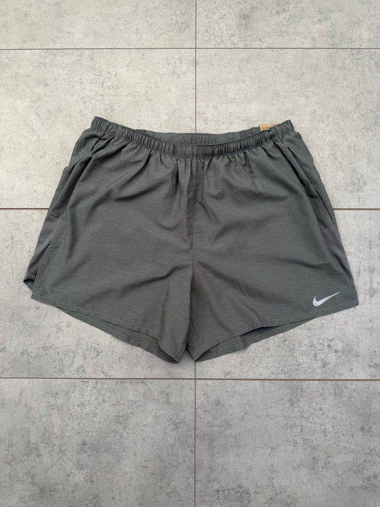 Nike Dri-Fit Challenger Shorts 5” ‘Grey’