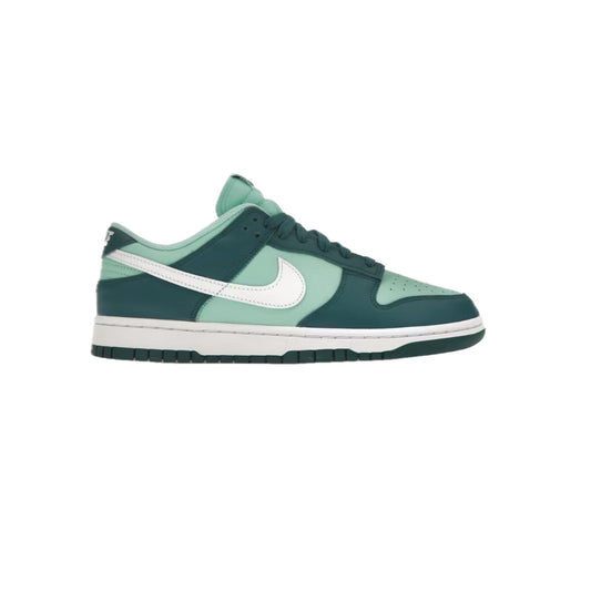 Nike Dunk Low ‘Geode Teal’ (Women’s)