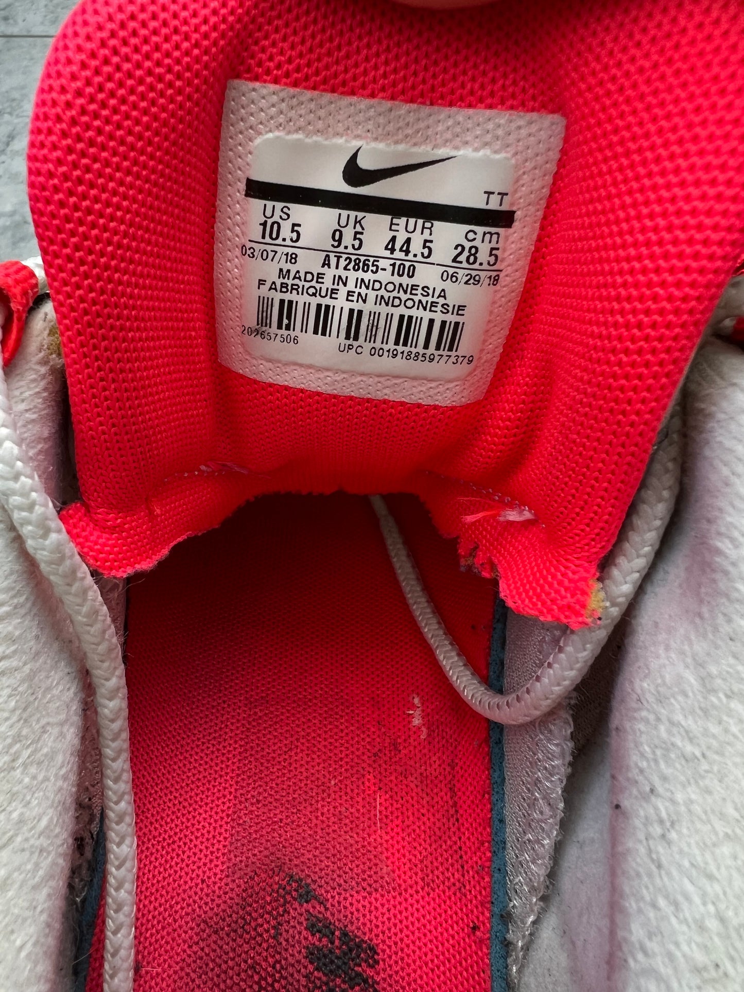 Nike Air Max 95 OG Solar Red 2018 - UK 9.5 - Pre-Loved Condition