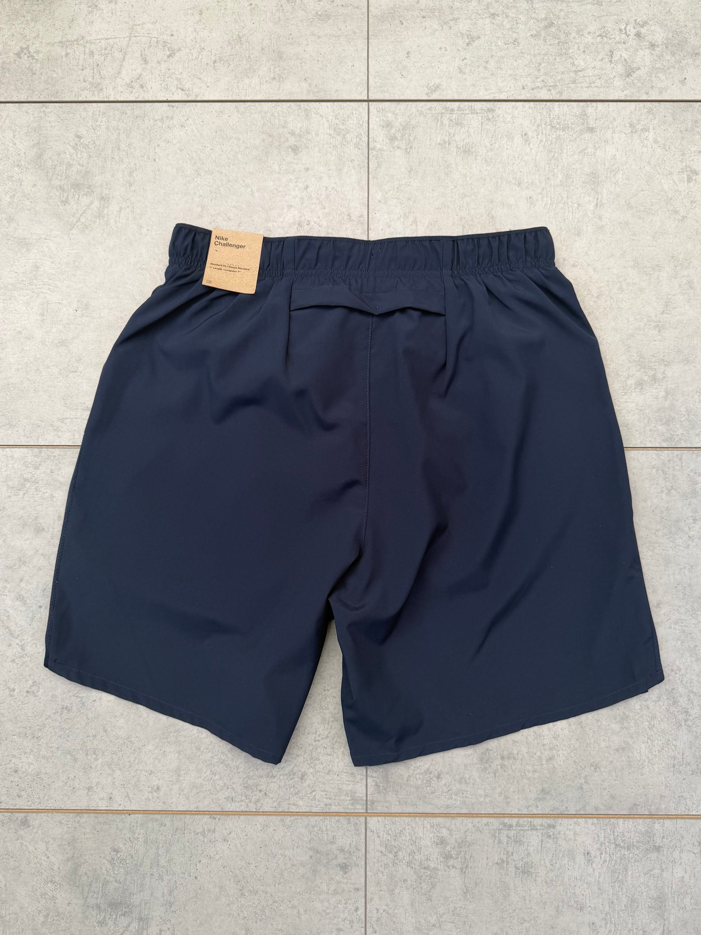 Nike Dri-Fit Challenger Shorts 7” ‘Obsidian’