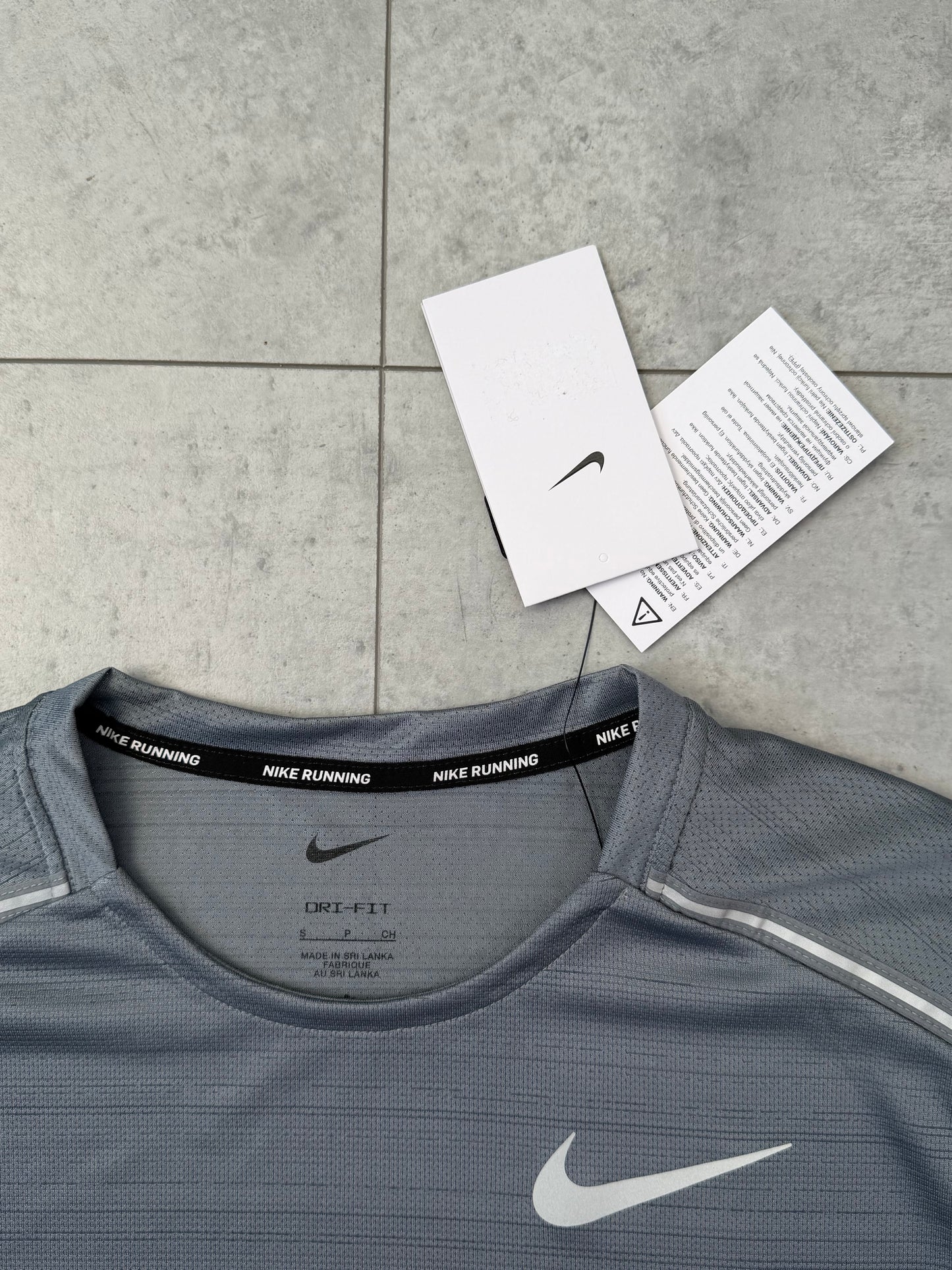 Nike Miler 1.0 T-shirt ‘Grey’
