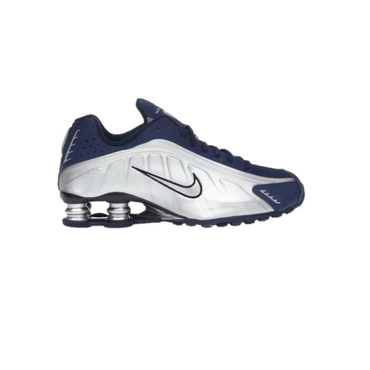 Shop the Nike Shox R4 ‘Blue Void/Metallic Silver’ (AR3565-400) Women’s at SneakerDyl. Brand new with original box (no lid). Features Shox cushioning, bold design, and retro-futuristic style.